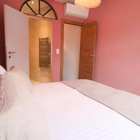 Charming Renovated Provencal In Central Вилла