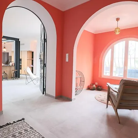 Вилла Charming Renovated Provencal In Central Антиб